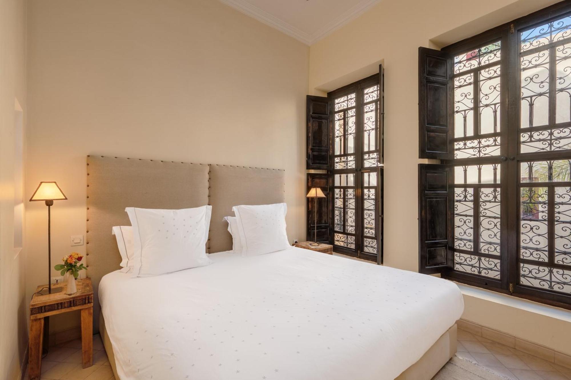 Deluxe Room,1554645403:JPEG